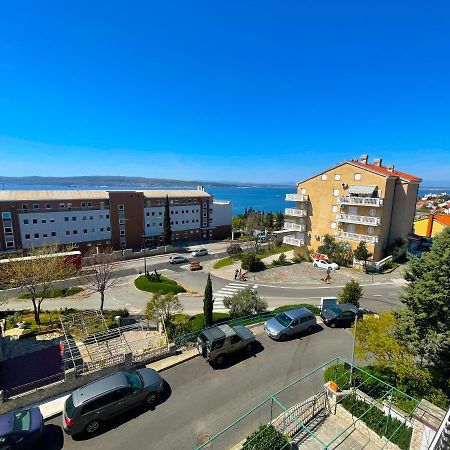 Apartmani Milan Crikvenica Bagian luar foto