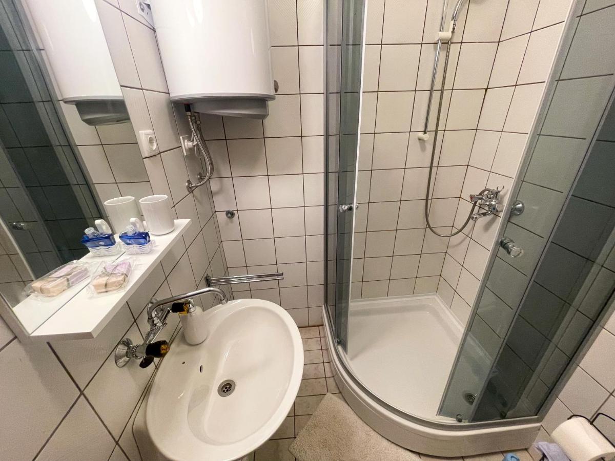 Apartmani Milan Crikvenica Bagian luar foto