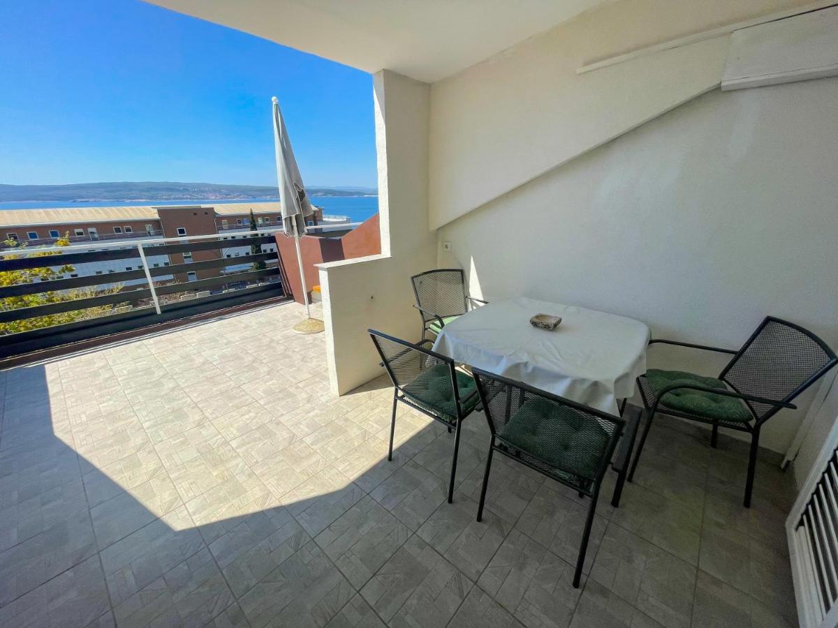 Apartmani Milan Crikvenica Bagian luar foto