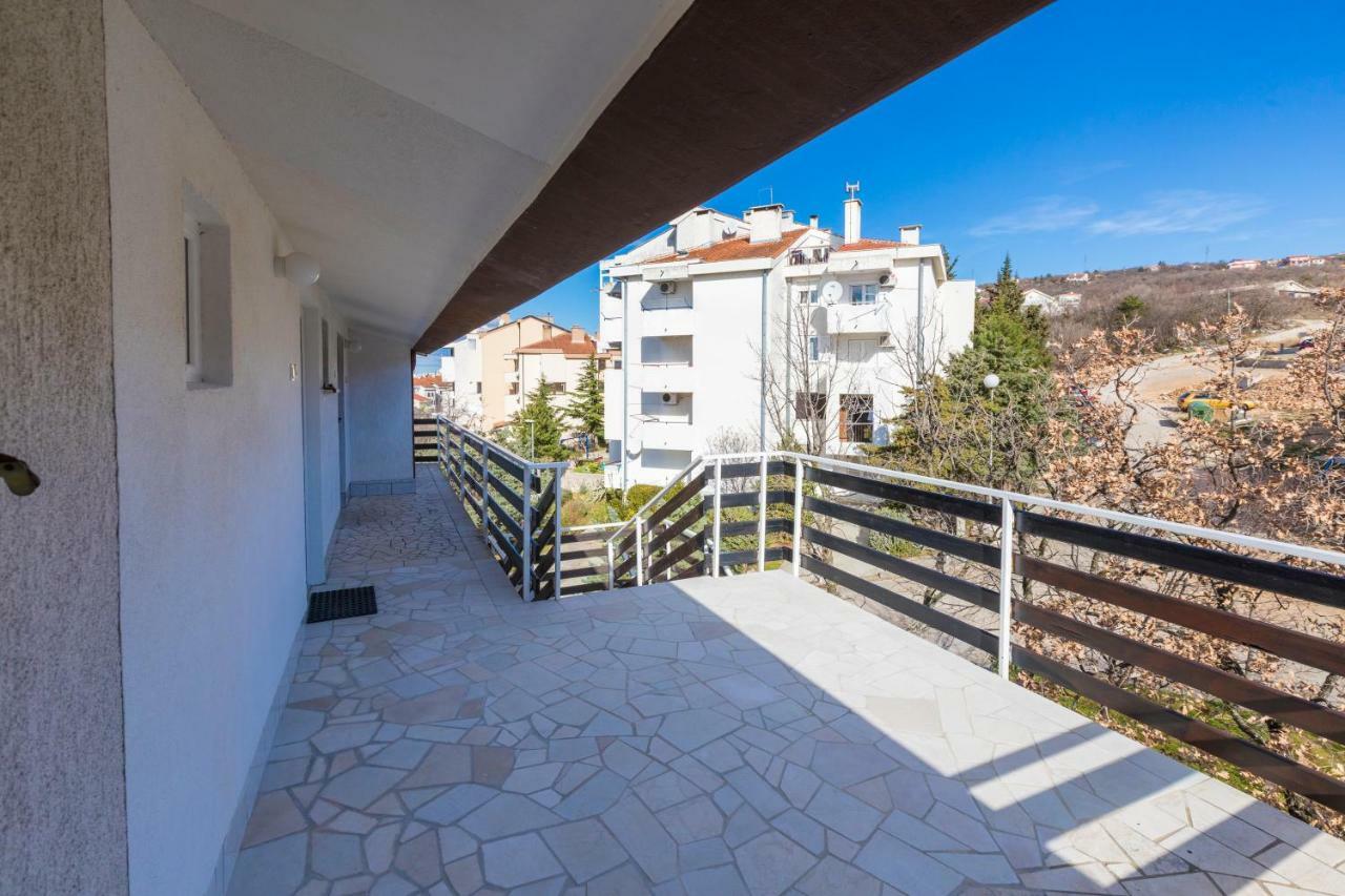 Apartmani Milan Crikvenica Bagian luar foto