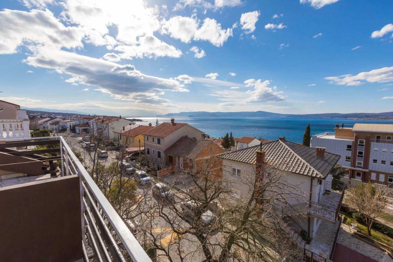 Apartmani Milan Crikvenica Bagian luar foto