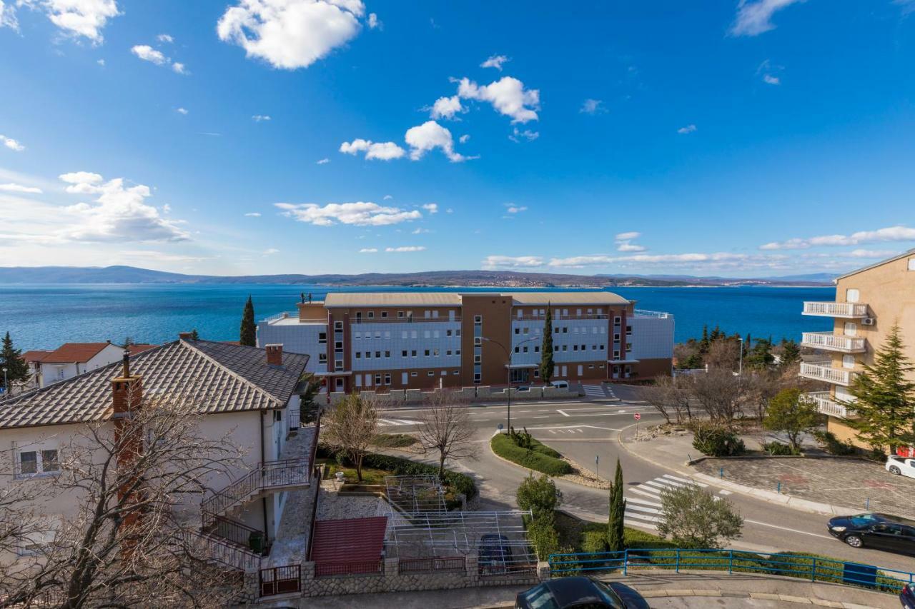 Apartmani Milan Crikvenica Bagian luar foto