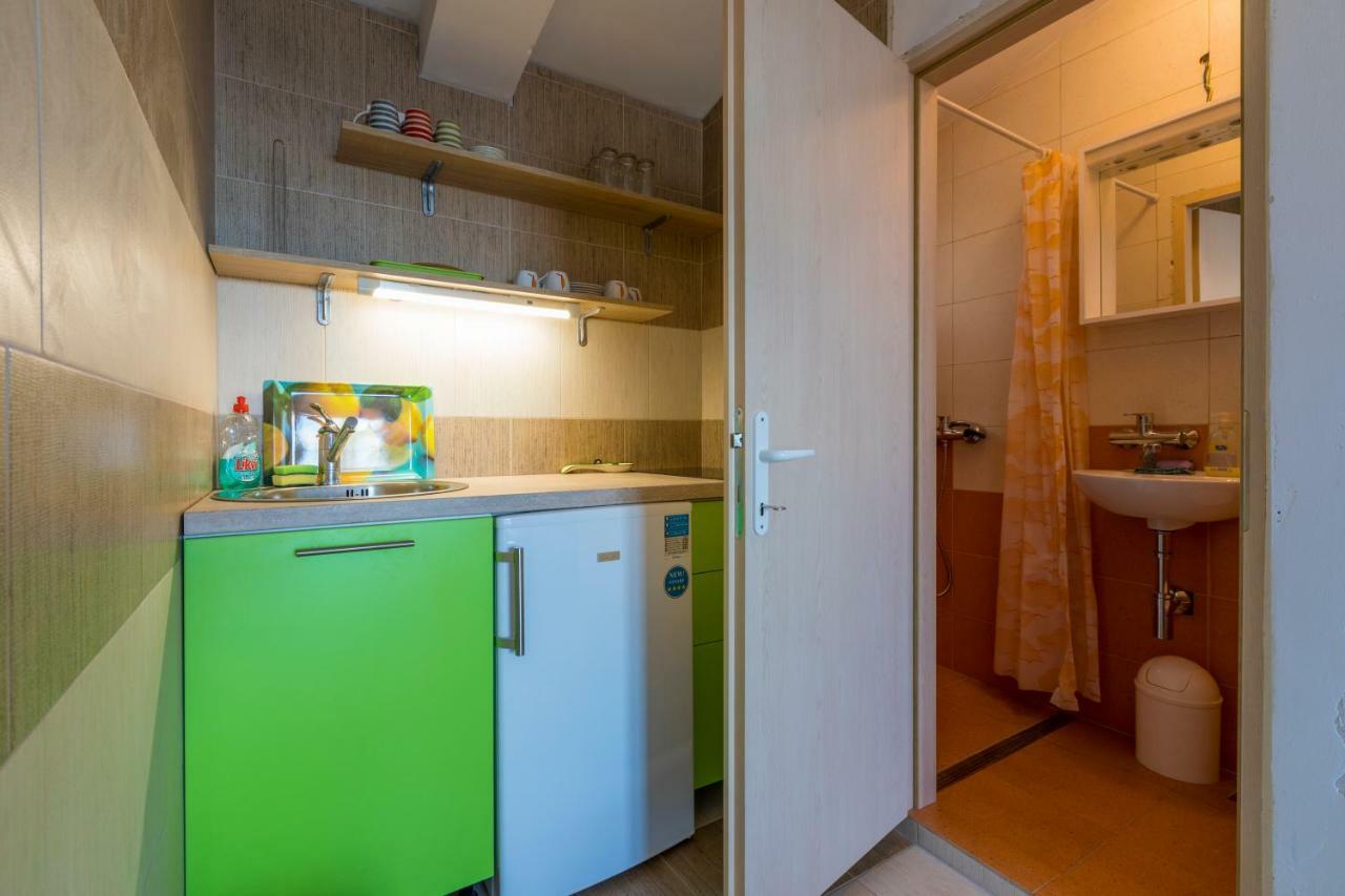 Apartmani Milan Crikvenica Bagian luar foto